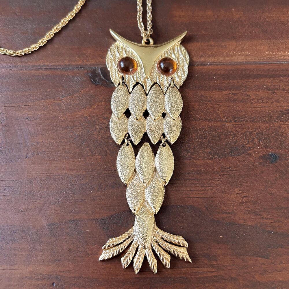 Vintage 60s Oversize Gold Tiered Articulated Owl Pendant Necklace Amber Big Eyes